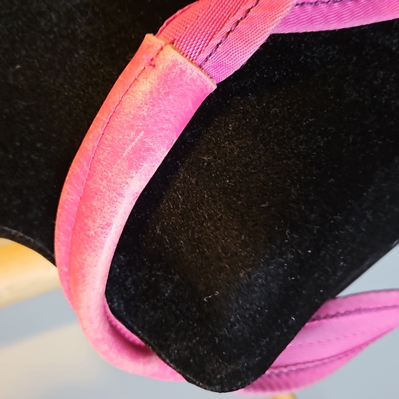 Lululemon First Release Travel Tote - Picture 5 of 13